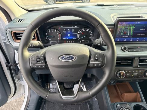 Used 2024 Ford Maverick Lariat w/ FX4 Off-Road Package image 15