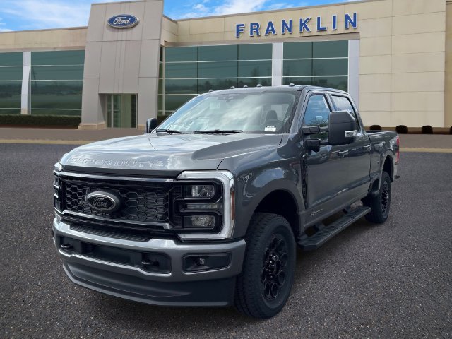 New 2026 Ford F250 XLT w/ XLT Premium Package AWD/4WD image 3