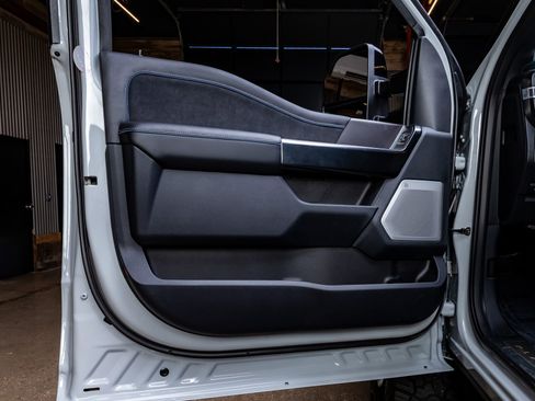 Used 2026 Ford F250 Platinum image 36