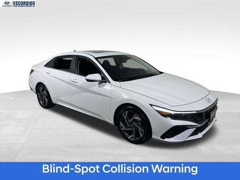 Certified 2025 Hyundai Elantra SEL FWD image 7