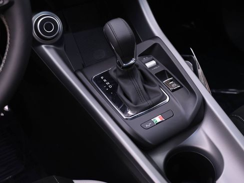 New 2026 Alfa Romeo Tonale AWD/4WD image 14