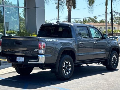 Certified 2023 Toyota Tacoma TRD Off-Road AWD/4WD image 5