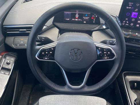 Used 2023 Volkswagen ID.4 Pro RWD image 6