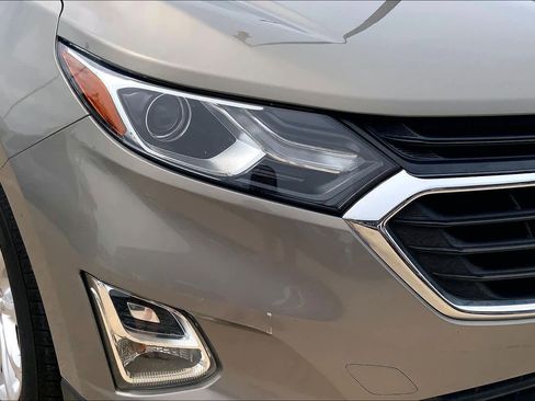 Used 2019 Chevrolet Equinox LT FWD image 27