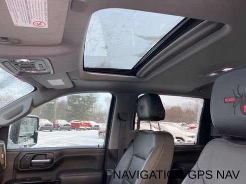 Used 2020 Chevrolet Silverado 2500 LTZ w/ LTZ Premium Package image 13