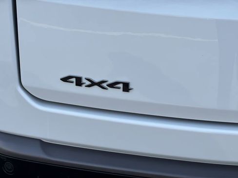 New 2026 Jeep Grand Wagoneer L 4WD image 13