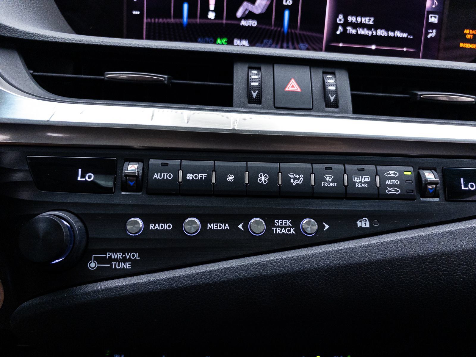 Used 2020 Lexus ES 300h w/ Premium Package FWD image 27