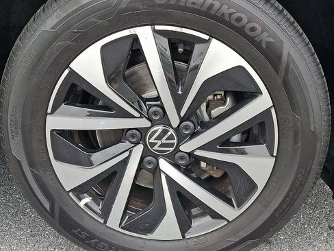 Used 2024 Volkswagen Jetta S image 8