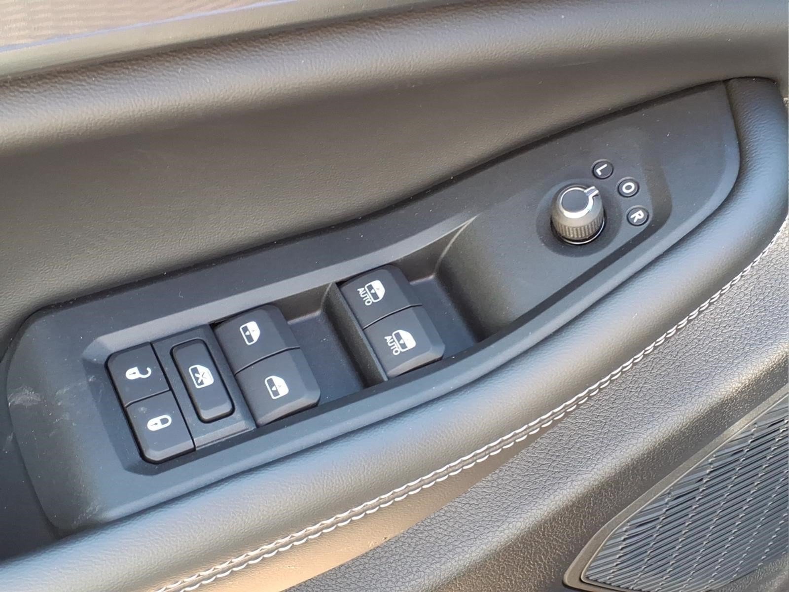 New 2027 Jeep Grand Cherokee Laredo X AWD/4WD image 15