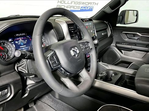 Used 2025 RAM 1500 Laramie w/ Laramie Southwest Edition image 10