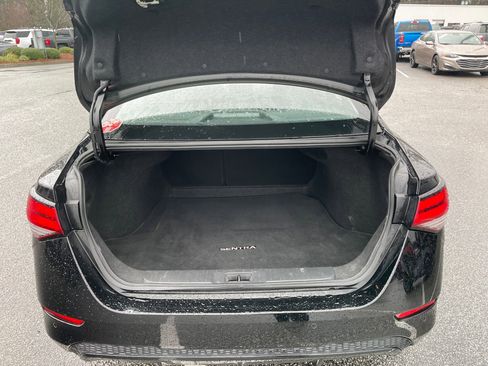 Used 2024 Nissan Sentra SV image 23