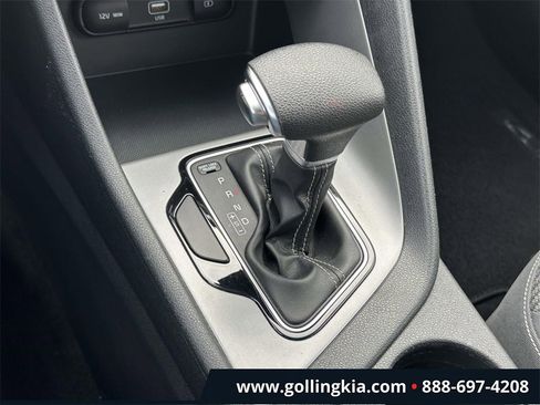 Certified 2020 Kia Niro LX image 27