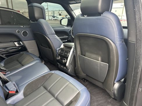 Used 2021 Land Rover Range Rover Sport HST image 17
