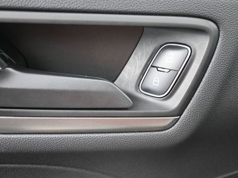 Used 2024 Ford Escape Active w/ Cold Weather Package FWD image 19