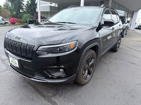 Used 2023 Jeep Cherokee Altitude Lux AWD/4WD image 1