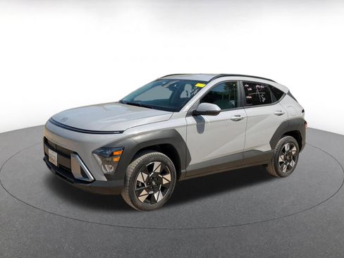 Used 2025 Hyundai Kona SEL AWD/4WD image 7