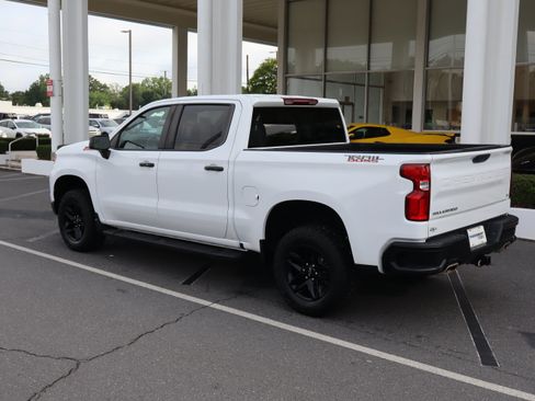 Used 2024 Chevrolet Silverado 1500 LT Trail Boss w/ Protection Package AWD/4WD image 8