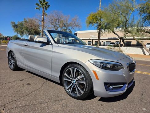Used 2017 BMW 230i Convertible image 25