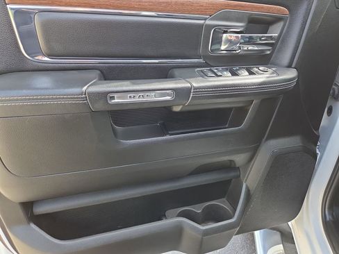 Used 2018 RAM 3500 Laramie AWD/4WD image 26