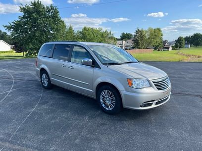 Used 2013 Chrysler Town & Country Touring-L w/ Driver Convenience Group