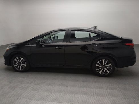 Used 2025 Nissan Versa SV FWD image 3