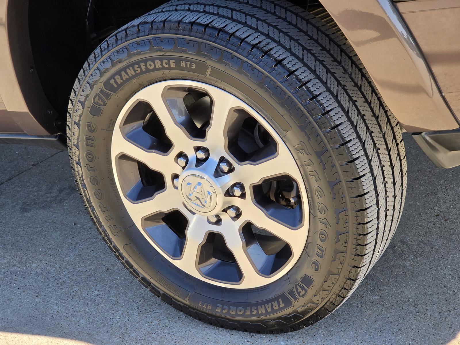 Used 2024 RAM 2500 Limited w/ Safety Group AWD/4WD image 8