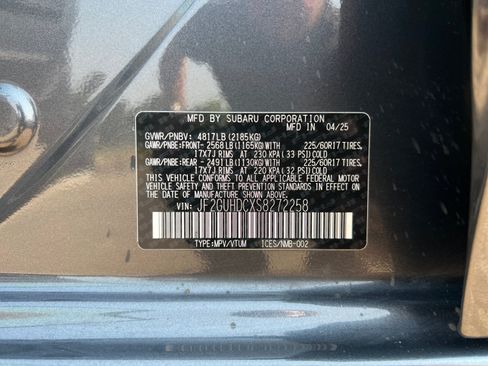 Used 2025 Subaru Crosstrek 2.5i Premium AWD/4WD image 23