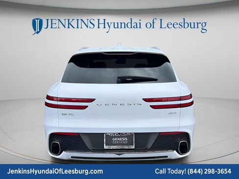 Used 2025 Genesis GV70 2.5T AWD/4WD image 4
