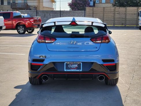 Used 2022 Hyundai Veloster N FWD image 13