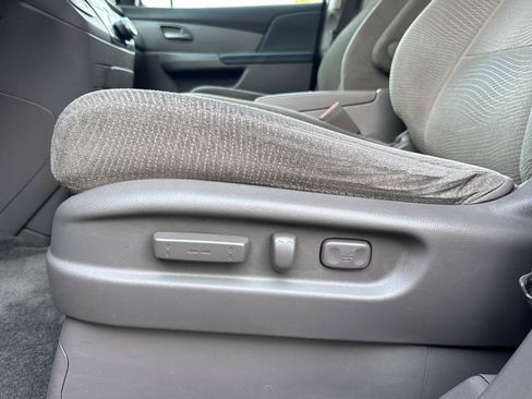 Used 2012 Honda Odyssey EX image 15