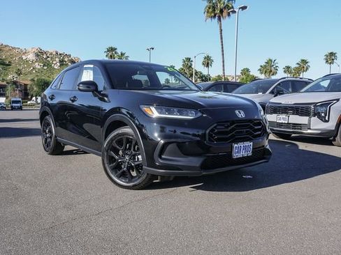 Used 2025 Honda HR-V Sport image 2