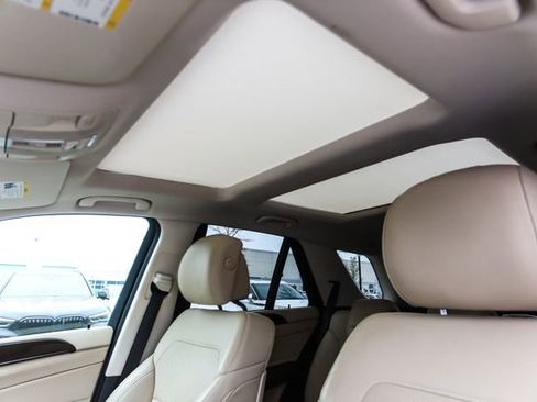 Used 2018 Mercedes-Benz GLE 43 AMG 4MATIC image 25