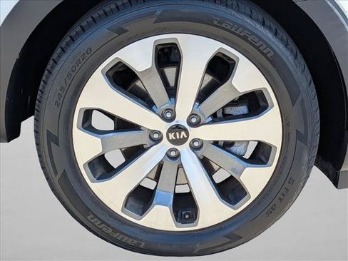 Used 2020 Kia Telluride S FWD image 24