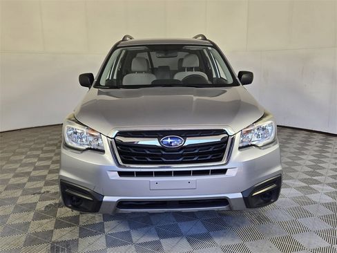 Used 2018 Subaru Forester 2.5i w/ Alloy Wheel Package image 3