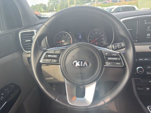 Used 2021 Kia Sportage EX AWD/4WD image 11