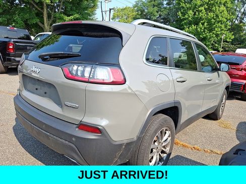 Used 2021 Jeep Cherokee Latitude Lux w/ Comfort/Convenience Group AWD/4WD image 4