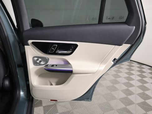 Certified 2026 Mercedes-Benz GLC 300 image 29