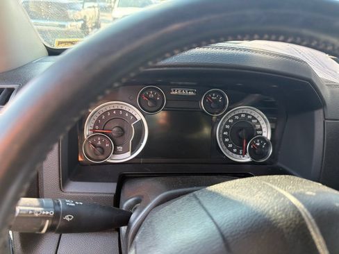 Used 2017 RAM 1500 Laramie w/ Convenience Group AWD/4WD image 18