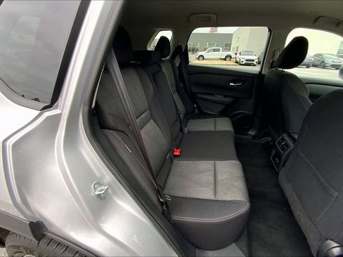 Used 2024 Nissan Rogue SV image 20