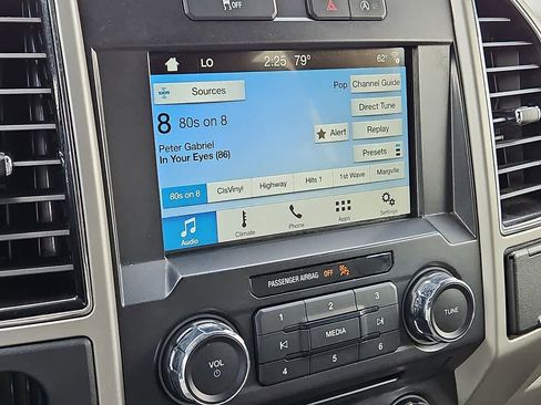 Used 2018 Ford F150 Lariat RWD image 15