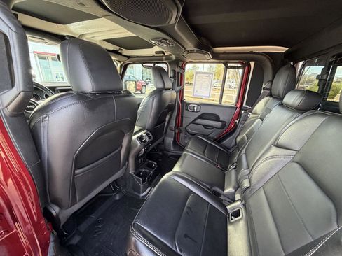 Used 2021 Jeep Gladiator Overland w/ Popular Equipment Package image 20