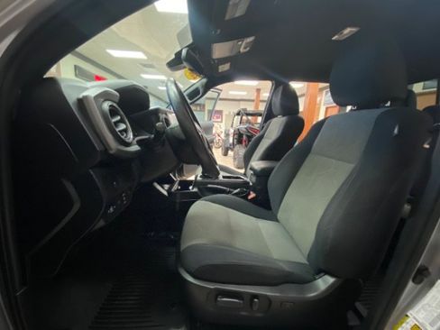Used 2021 Toyota Tacoma TRD Sport RWD image 21