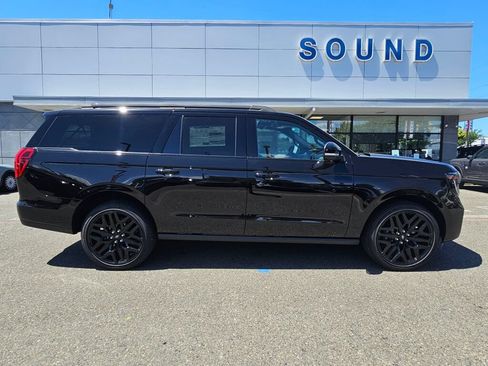 New 2026 Ford Expedition Max Platinum w/ Stealth Performance Package AWD/4WD image 7