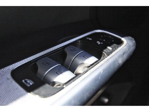 Used 2023 Mercedes-Benz GLC 300 image 20