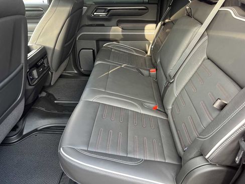 Used 2026 GMC Sierra 2500 AT4X image 21