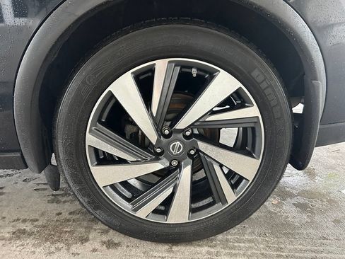 Used 2017 Nissan Murano Platinum w/ Platinum Technology Package FWD image 17
