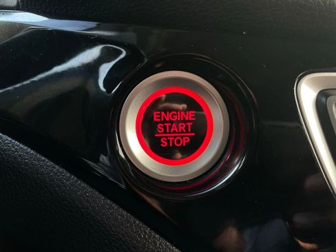 Certified 2022 Honda Pilot Touring image 22