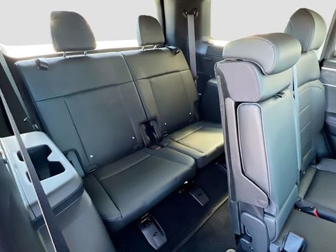 New 2025 Hyundai Santa Fe Limited image 29