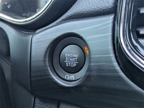 Used 2021 Jeep Grand Cherokee Laredo X image 35