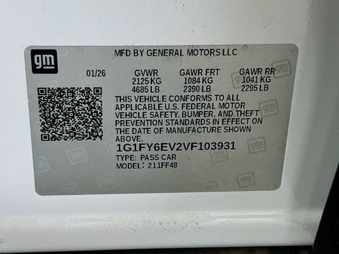 New 2027 Chevrolet Bolt LT w/ Comfort Package FWD image 31